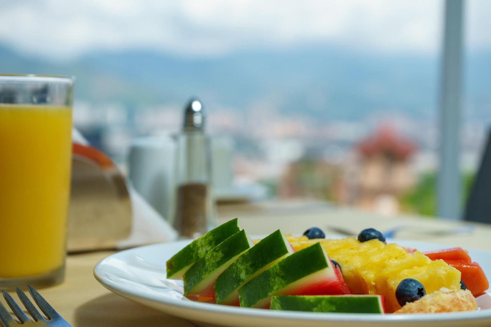 Hotel Torre Poblado Medellin Exterior photo