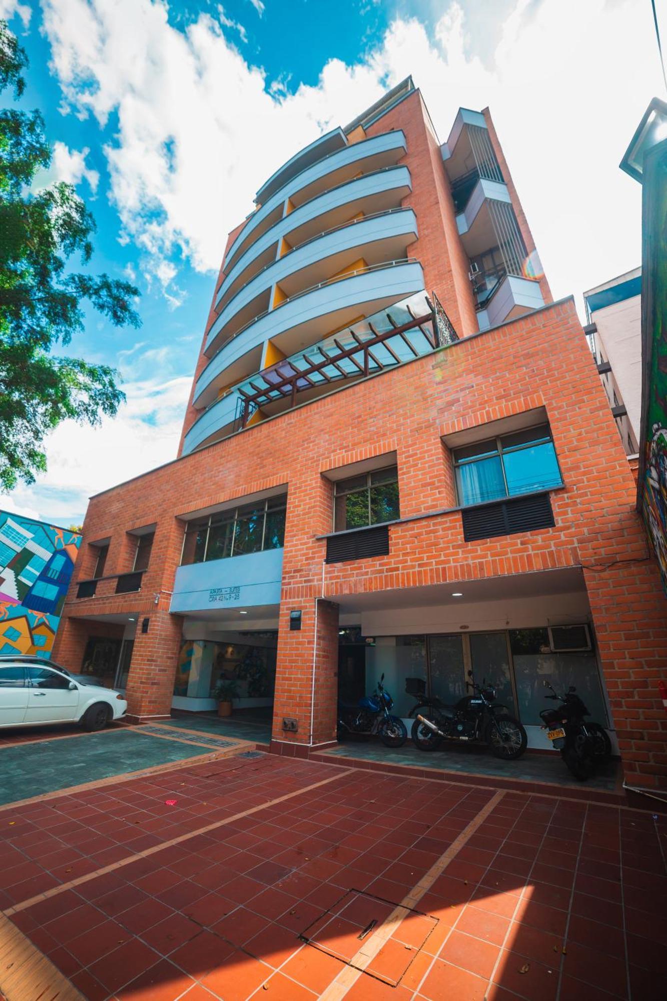 Hotel Torre Poblado Medellin Exterior photo